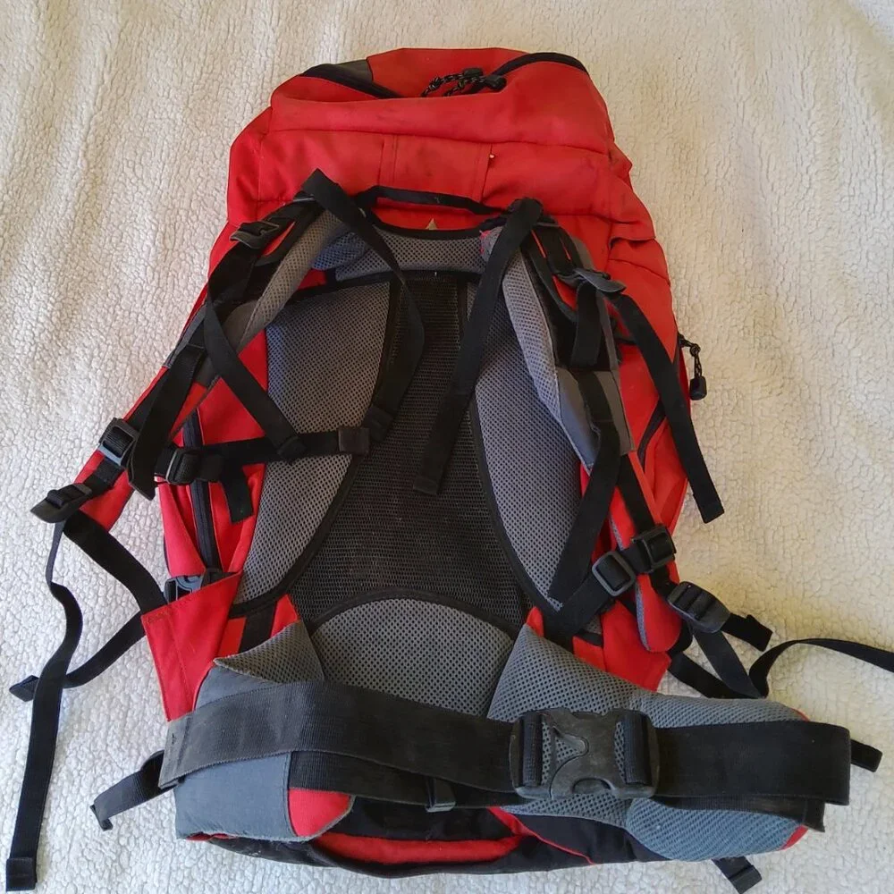 Ferrino Boulder 35L Technical Hiking Backpack Polytech Endurance Daypack